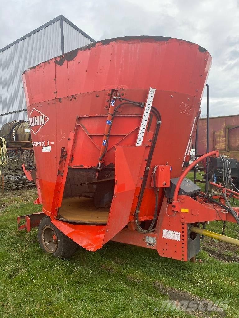 Kuhn EuroMix Blande- og fôringsmaskiner