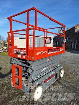 SkyJack SJ III 4632 Sakselifter