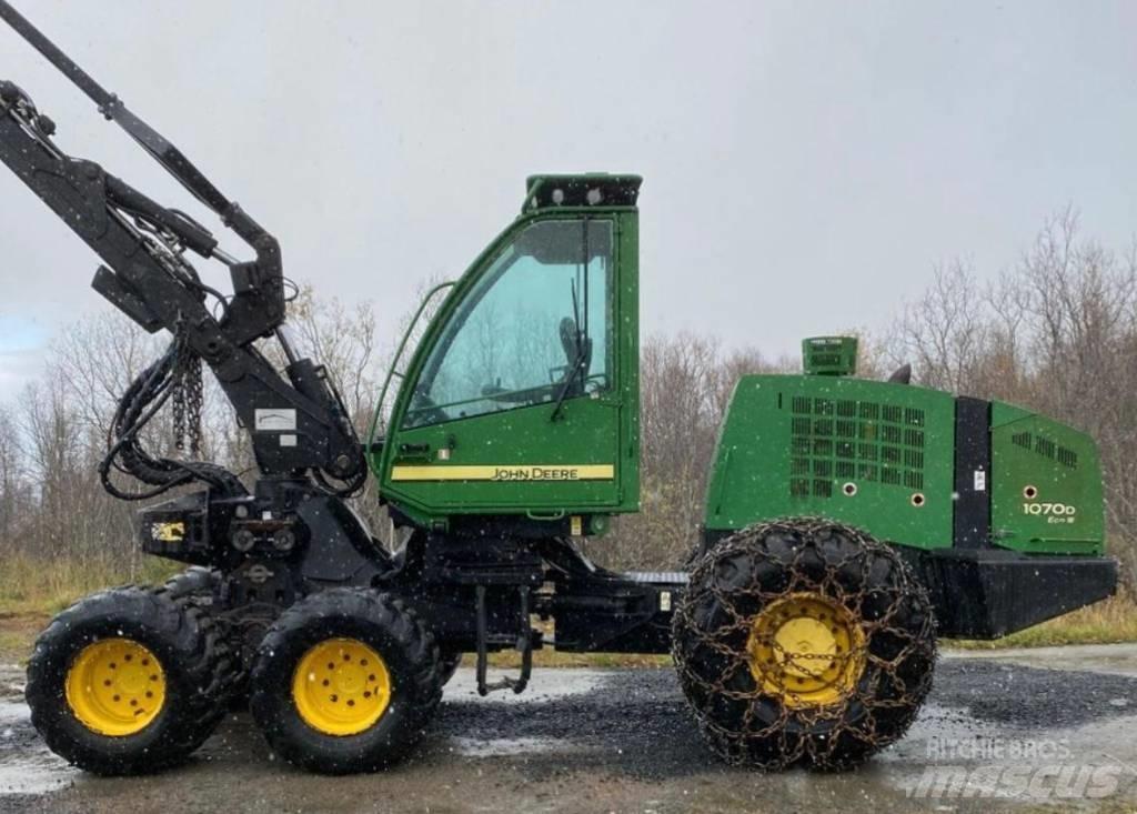 John Deere 1070 D Hogstmaskiner