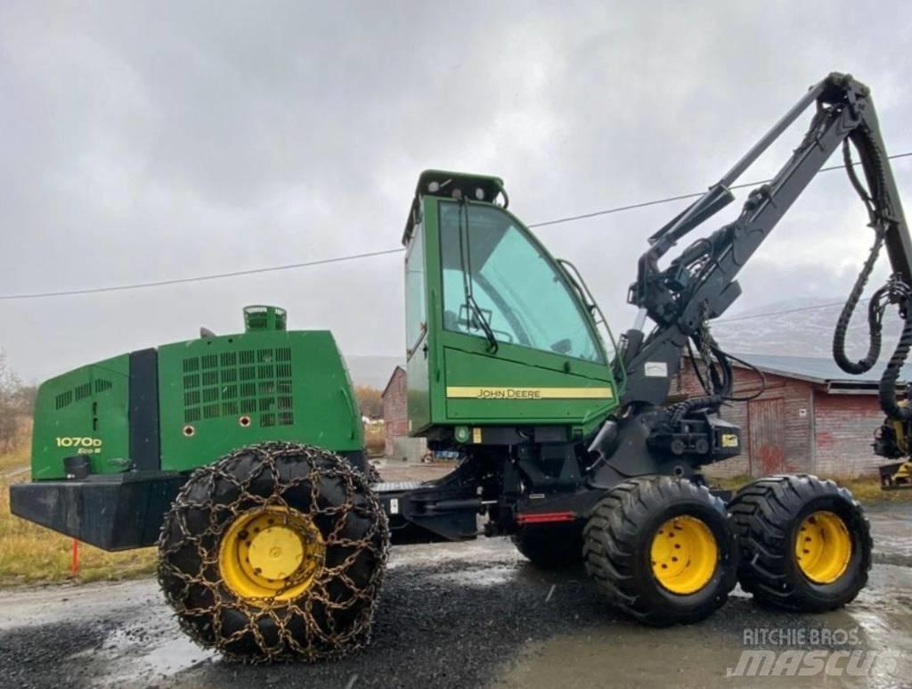 John Deere 1070 D Hogstmaskiner