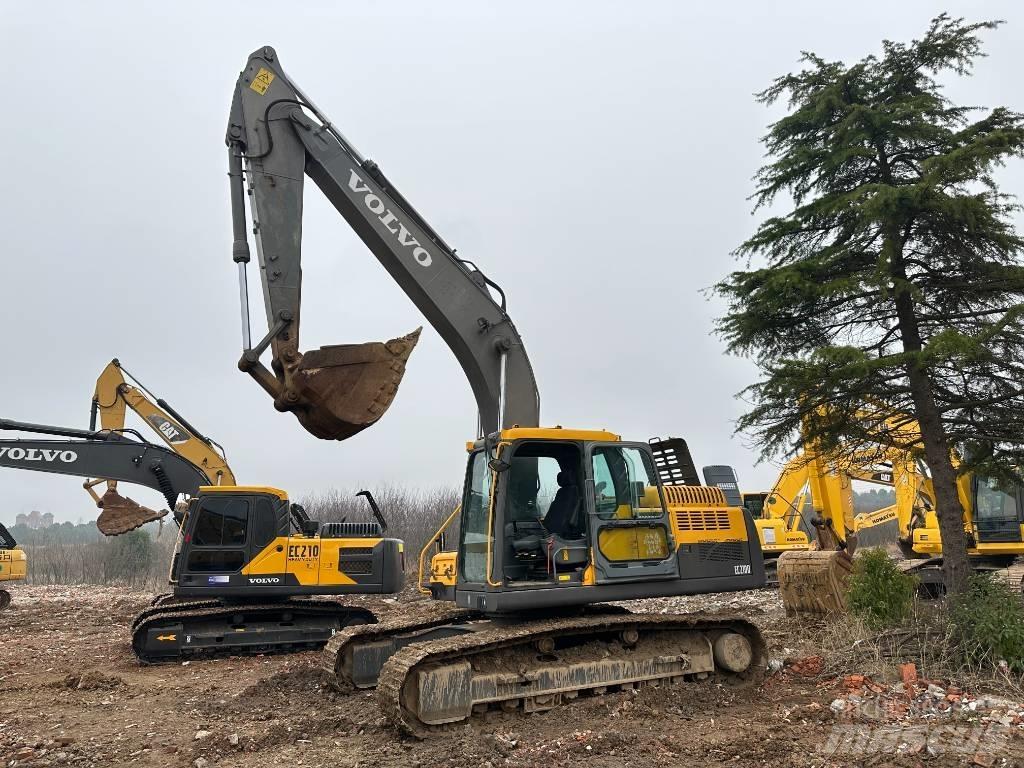 Volvo EC 210 Beltegraver