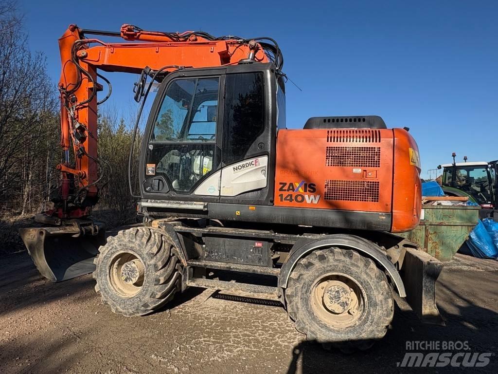Hitachi ZX 140 W-5B Hjulgravere