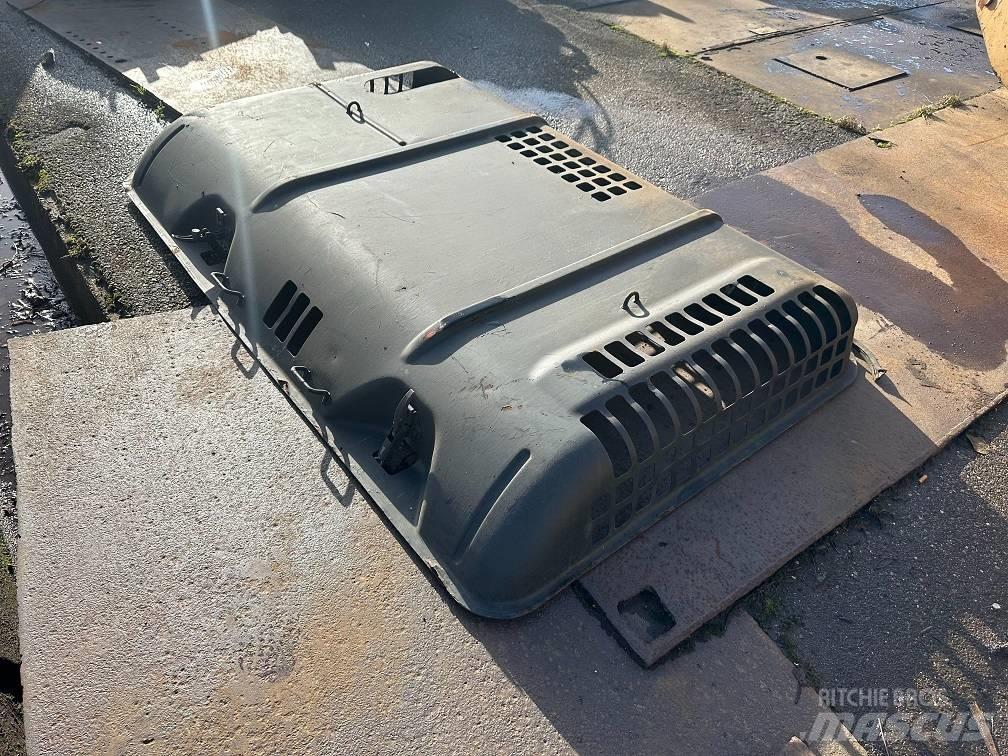 CAT 325DL hood Chassis og understell
