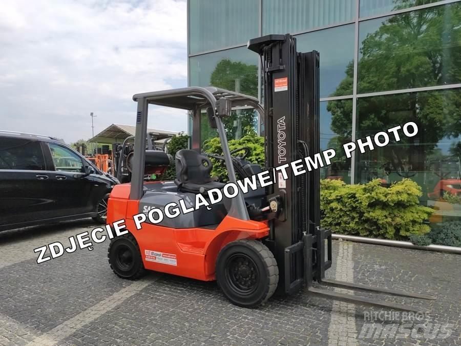 Toyota 42-7FGF20 Propan trucker