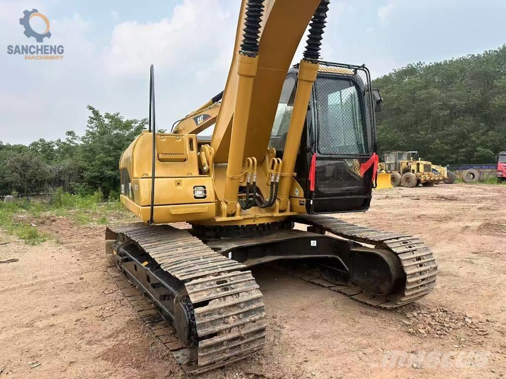 CAT 325 CL Beltegraver