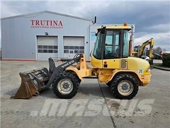 Volvo L 30 B Hjullastere