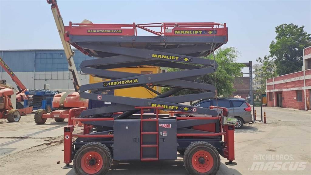 SkyJack 8841RT Sakselifter