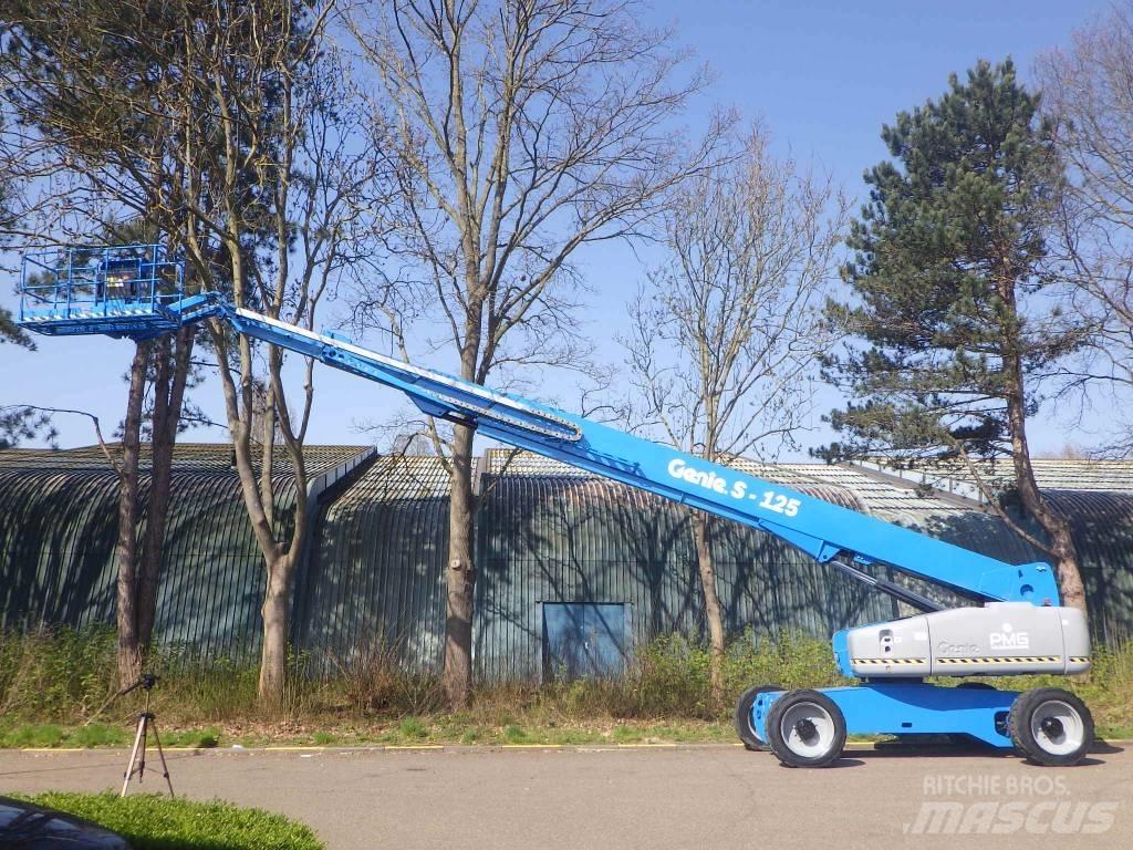 Genie S125 Teleskop bomlifter