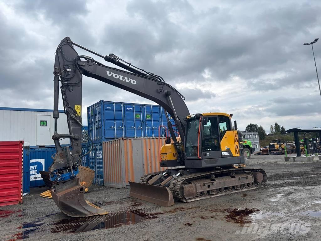 Volvo ECR 235 Beltegraver