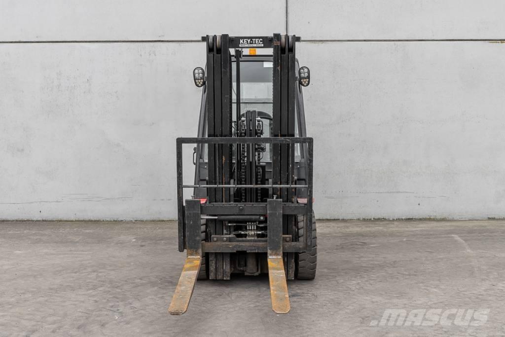 Manitou MI 25 D Diesel Trucker