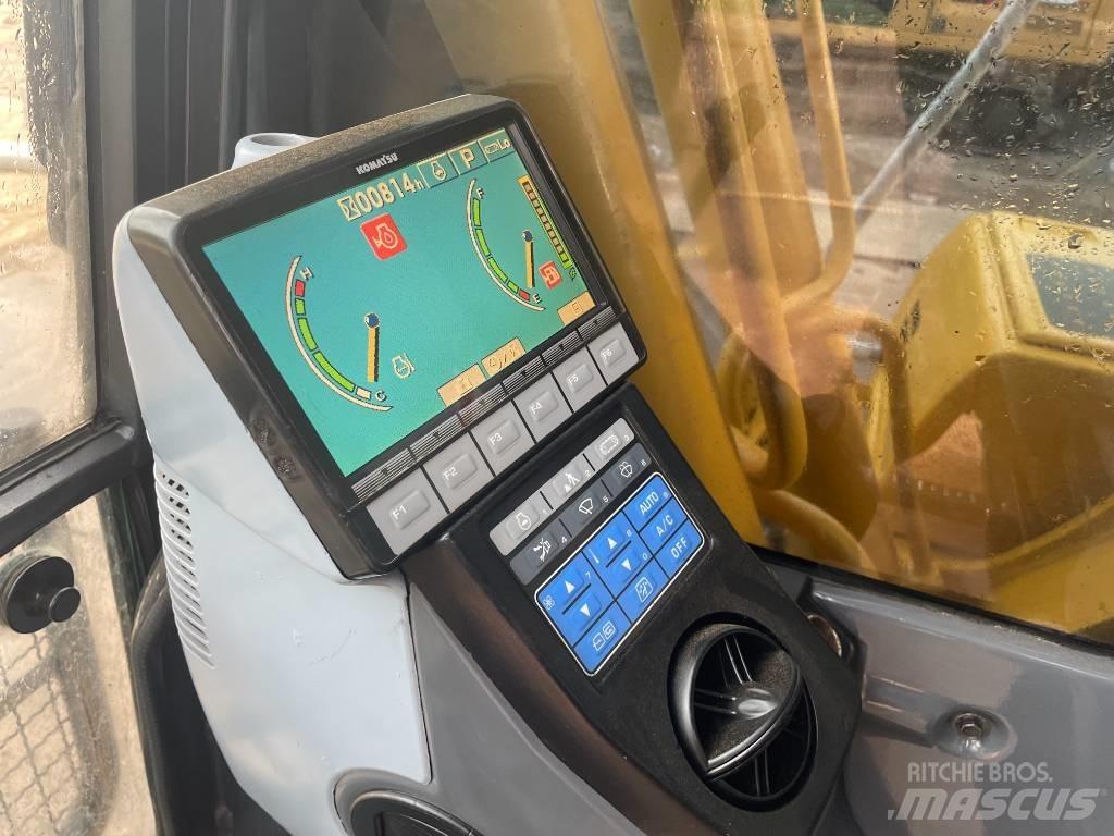 Komatsu PC 240 LC-8 Beltegraver