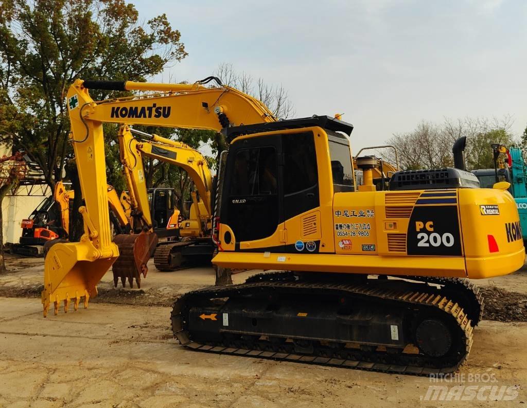 Komatsu PC200 Beltegraver
