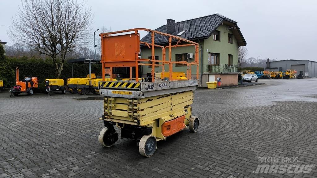 JLG 3246 ES Sakselifter