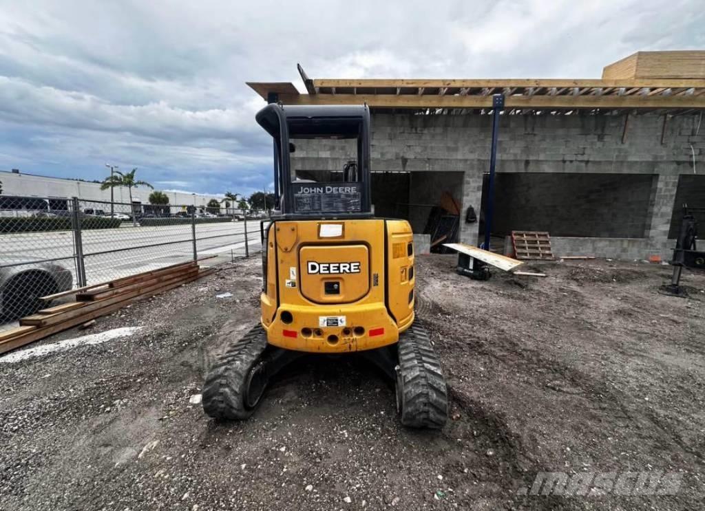 John Deere 35 G Beltegraver