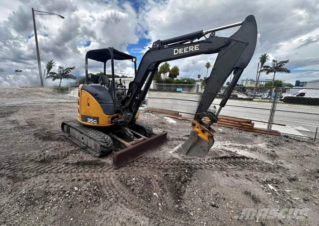 John Deere 35 G Beltegraver