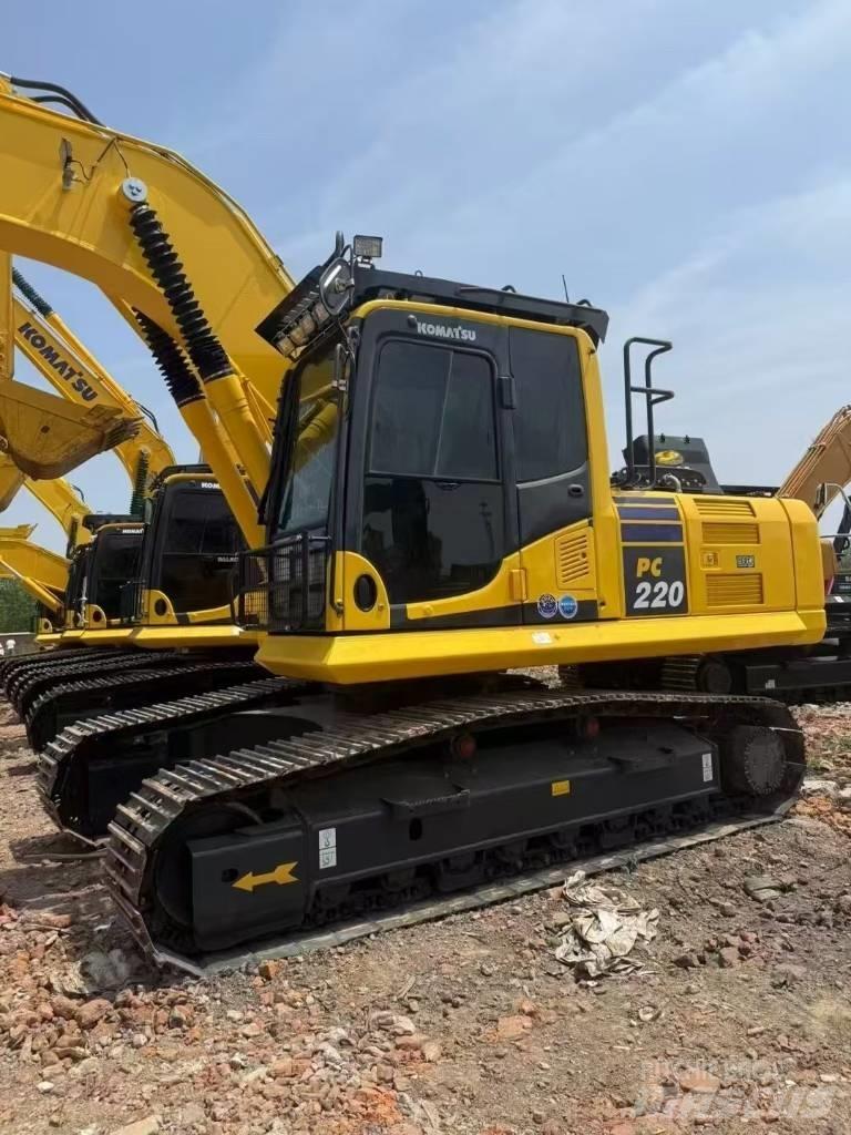 Komatsu 220LC-8 Beltegraver