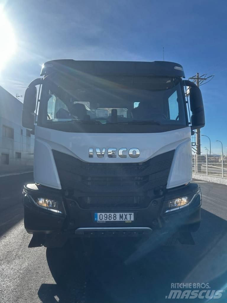 Iveco T-WAY 450 Kranbil