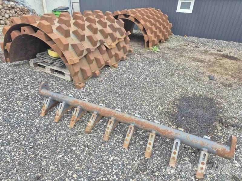  Road roller shell Valser