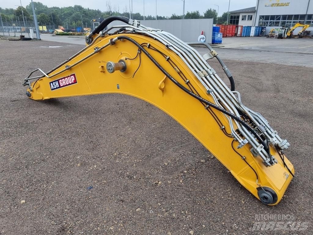 Liebherr R 906 ARM Bommer og stikker