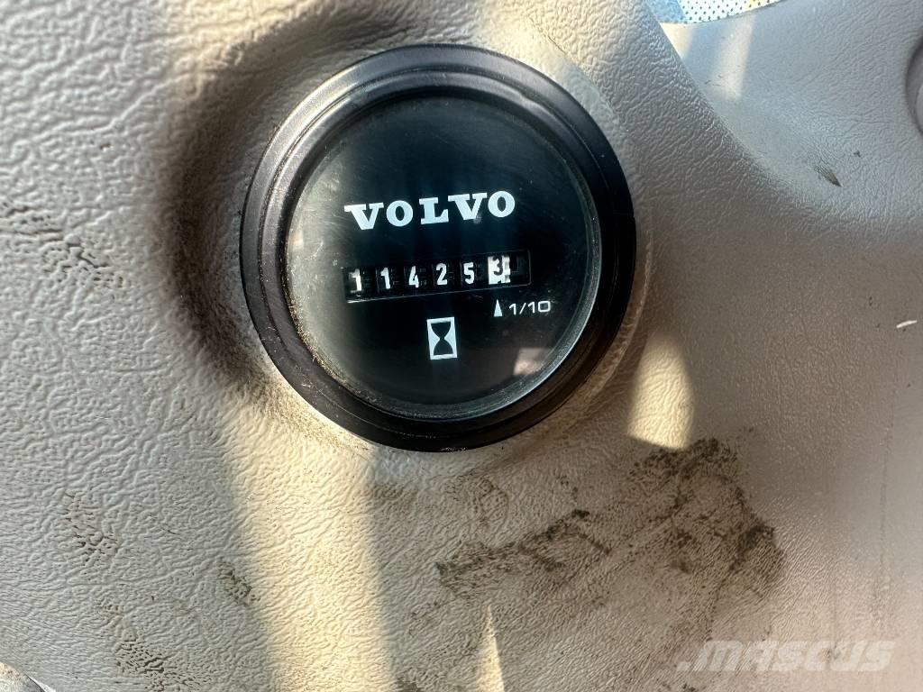 Volvo EW 210 C Hjulgravere