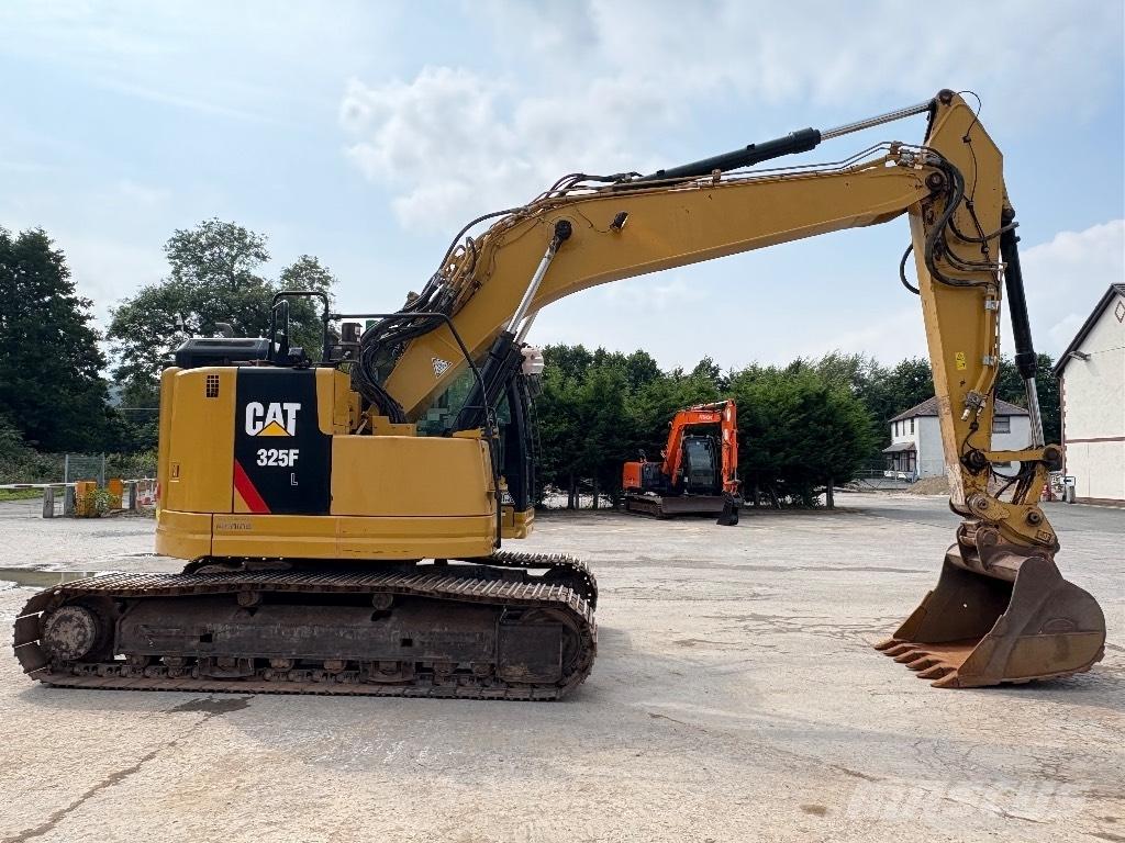 CAT 325 FL CR Beltegraver