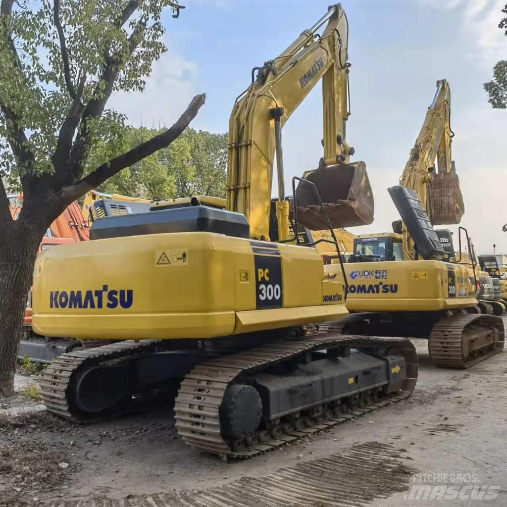 Komatsu PC 300 Beltegraver