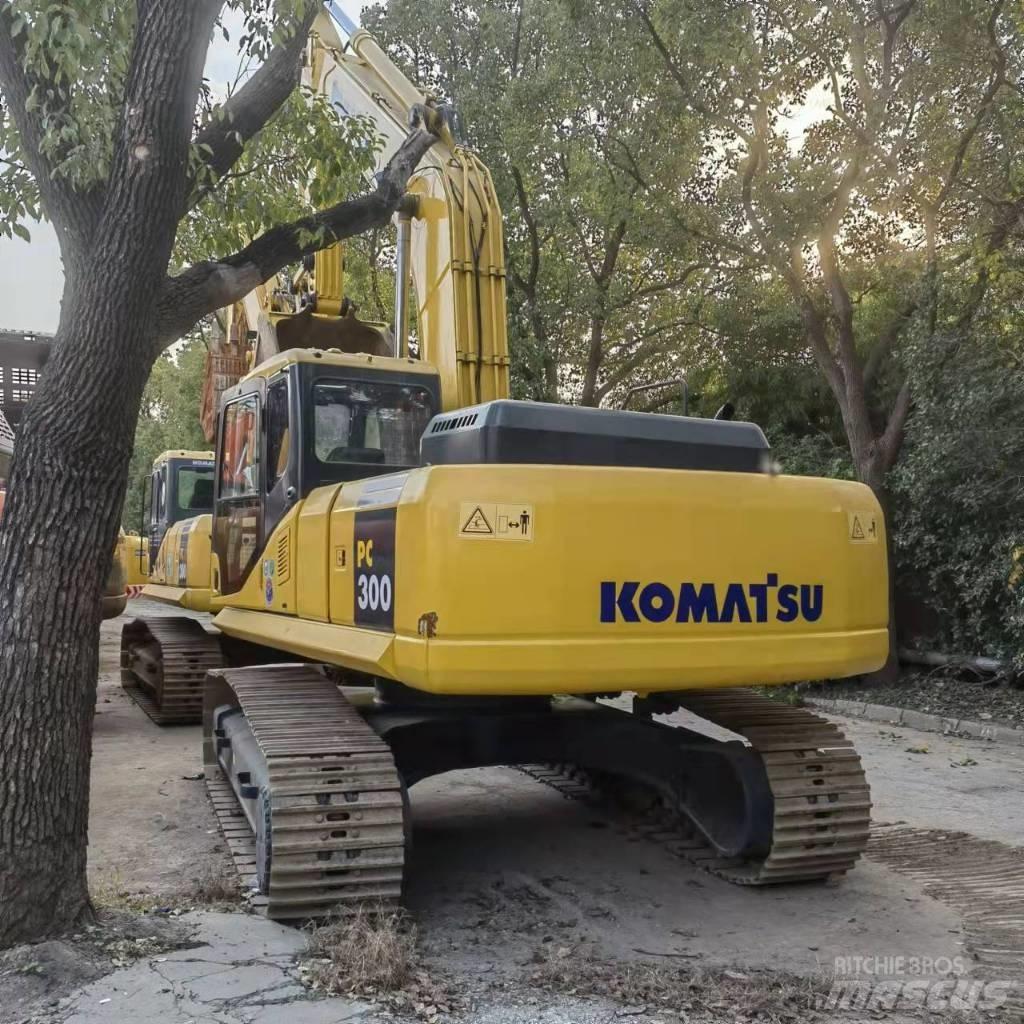 Komatsu PC 300 Beltegraver