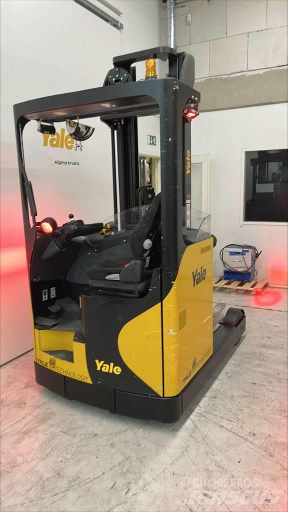 Yale MR16 Skyvemasttruck