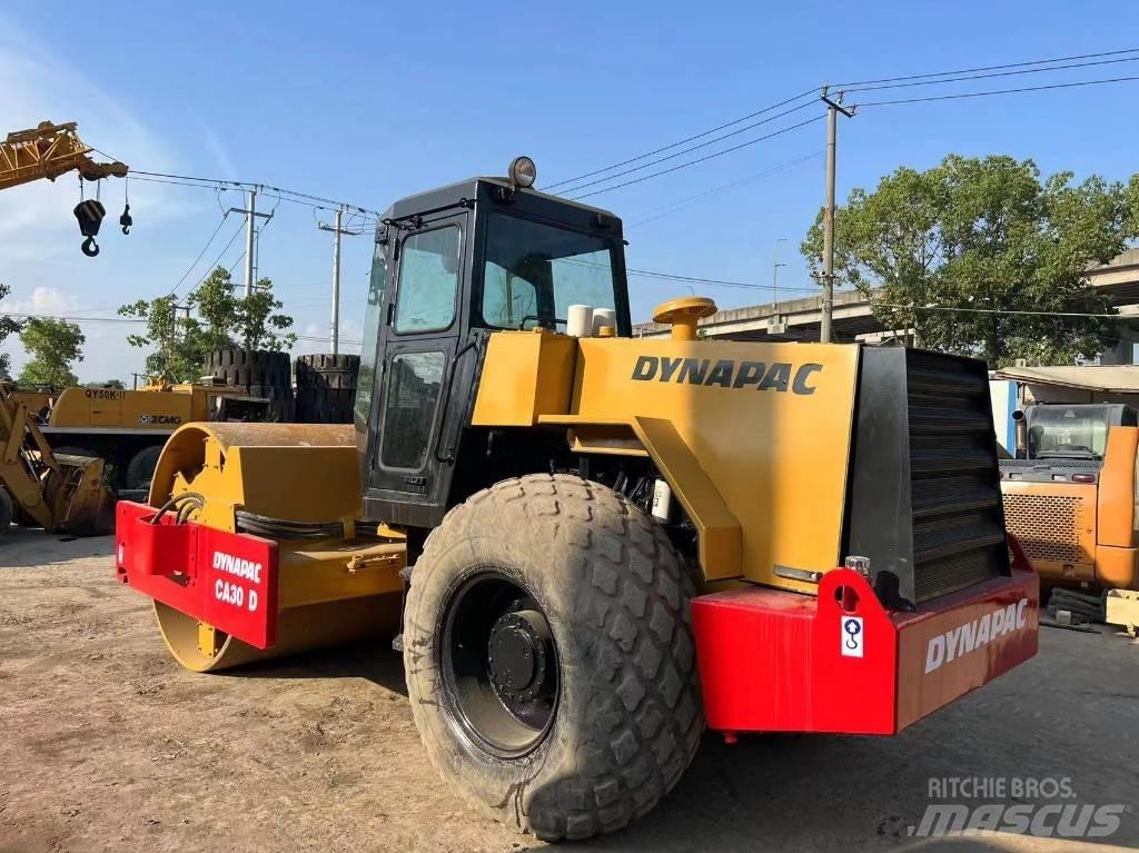 Dynapac CA 30 D Valsetog
