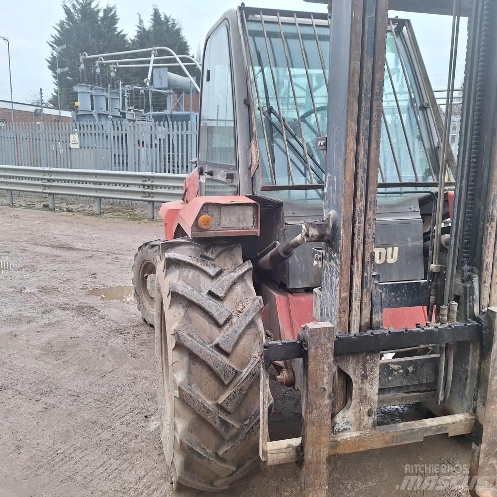 Manitou M 26.4 Terrenggående gaffeltruck