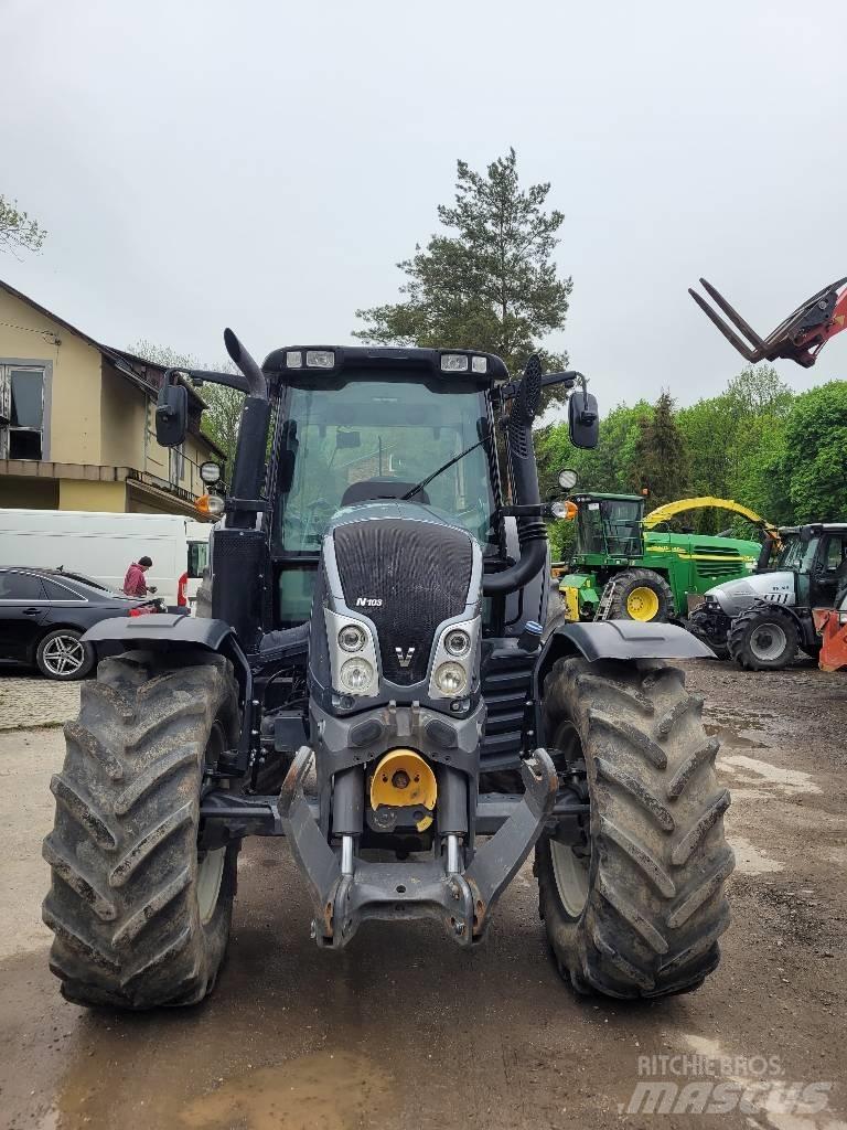 Valtra N 104 Traktorer