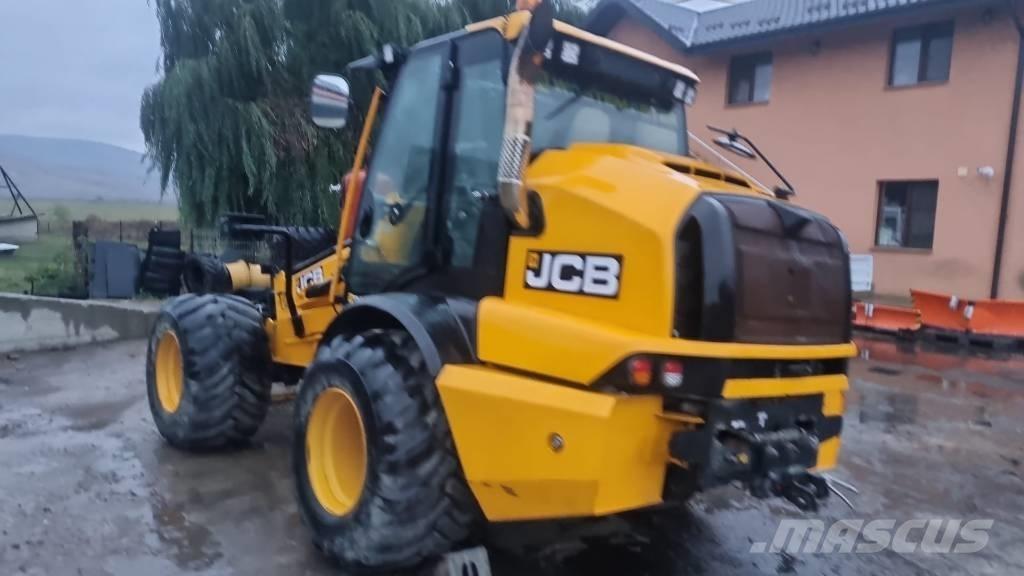 JCB TM 320S Teleskoplastere for Landbruk
