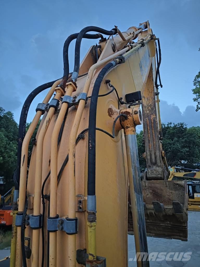 Hyundai R220LC=9S Beltegraver