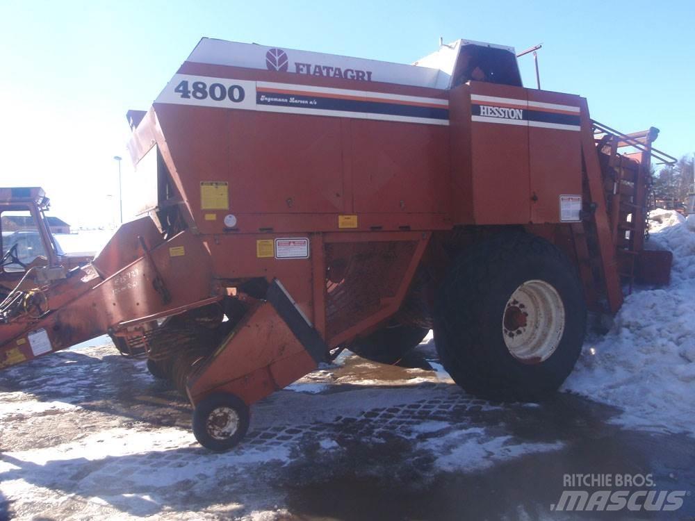 Hesston 4800 Traktorer
