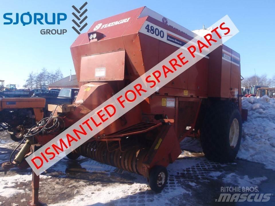 Hesston 4800 Traktorer