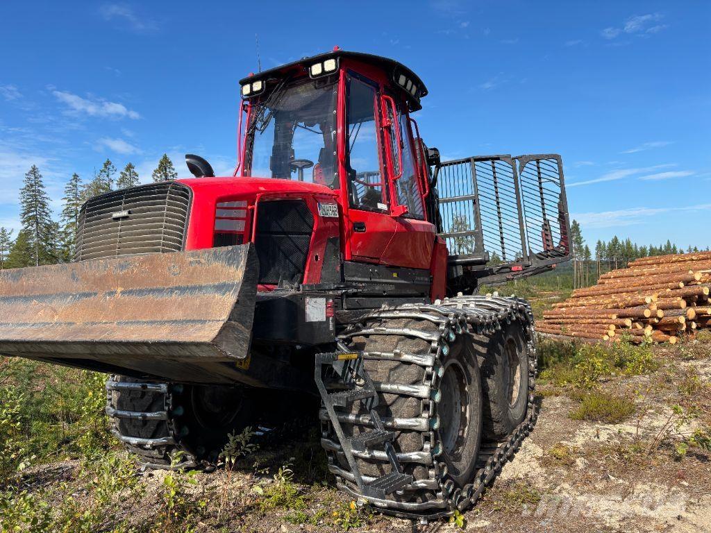 Komatsu 895 Lassbærere
