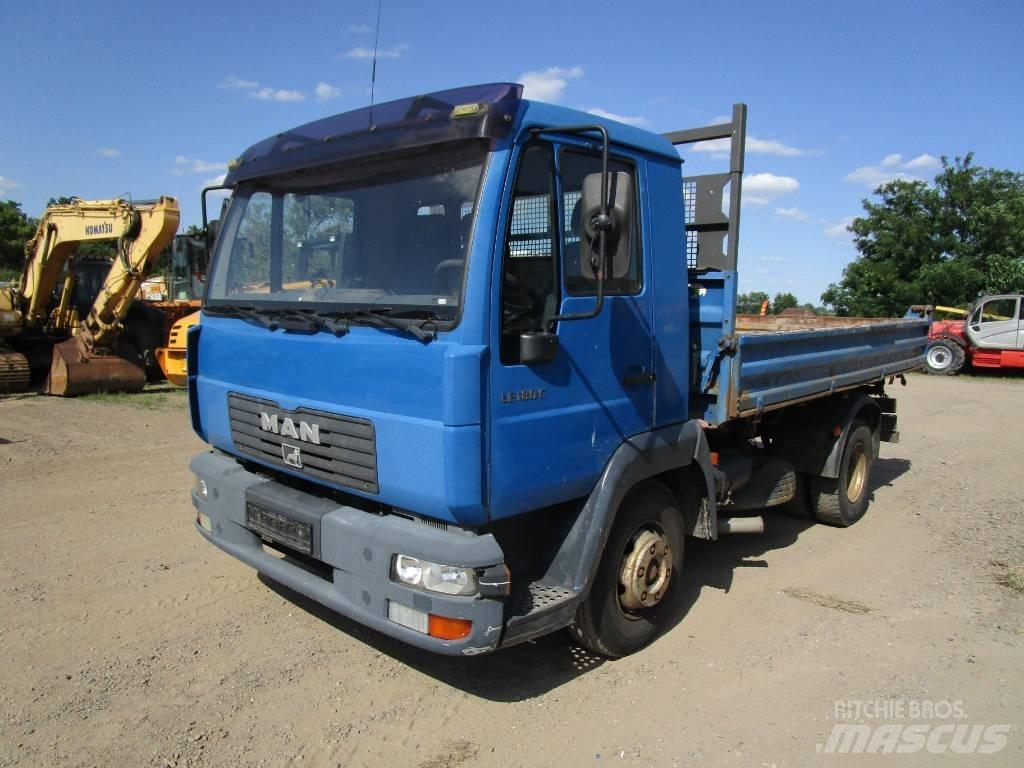 MAN LE 180C Tippbil