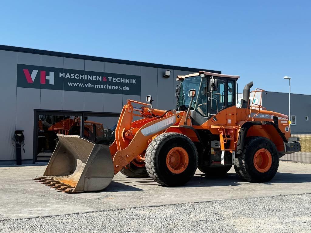 Doosan DL 300-3 Hjullastere