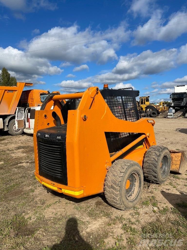 CASE 95 XT Kompaktlastere