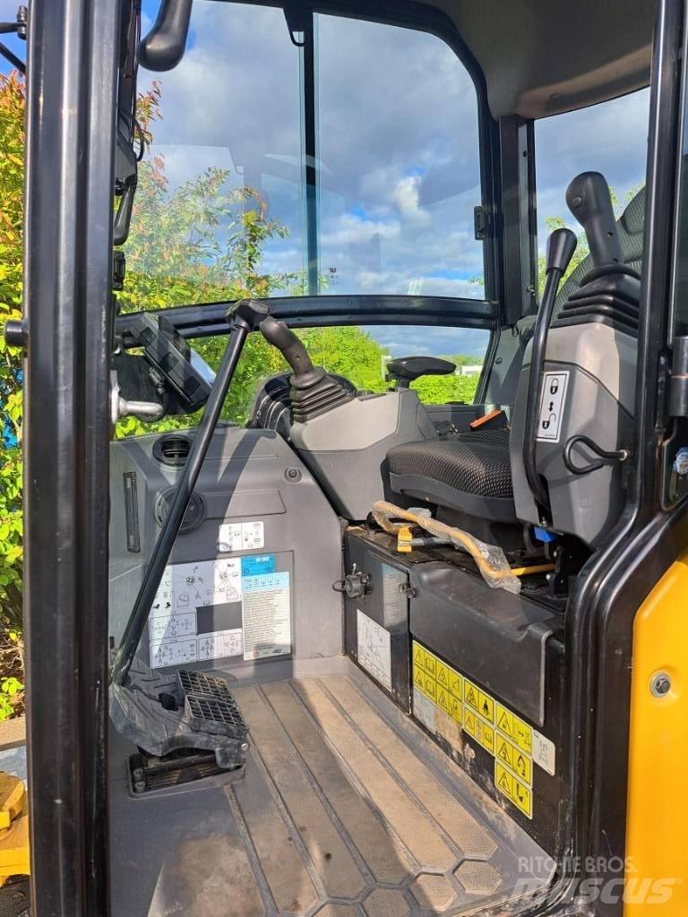 CAT 302cr Minigravere <7t