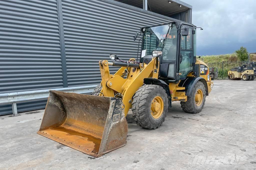 CAT 907M Hjullastere