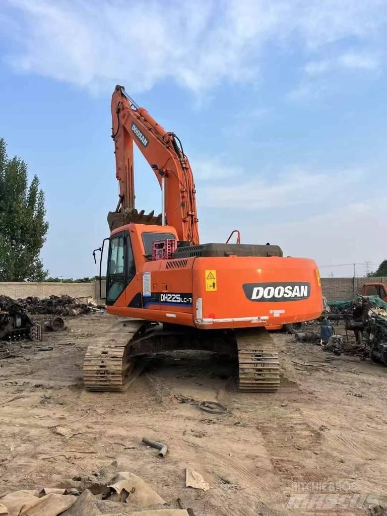 Doosan DH 225 LC-9 Beltegraver