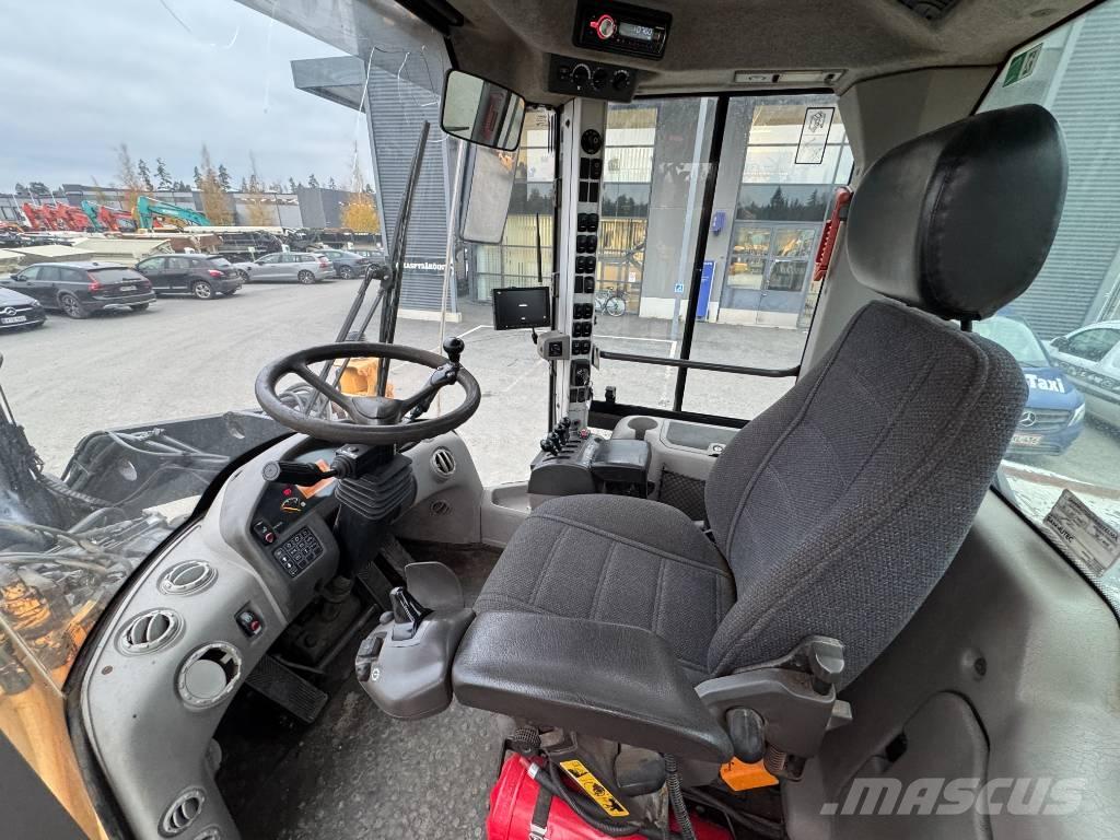 Volvo L 120 F Hjullastere