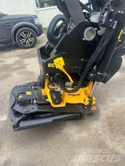 Volvo EC220EL Beltegraver