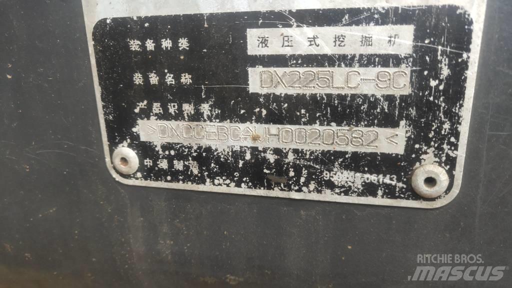 Doosan DX225LC-9C Beltegraver