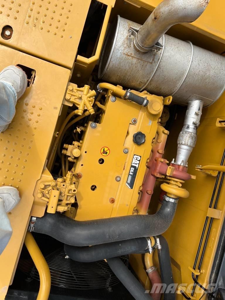CAT 320 D Beltegraver