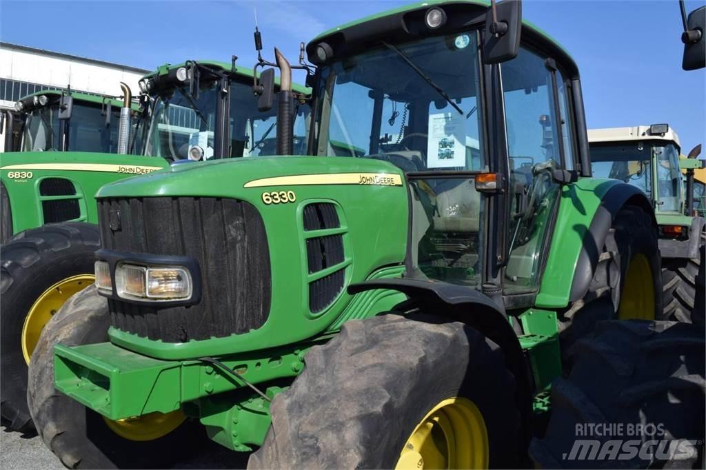 John Deere 6330 Traktorer