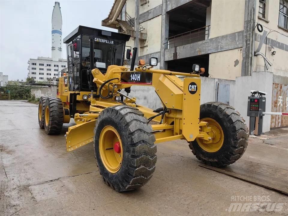 CAT 140H Veihøvler