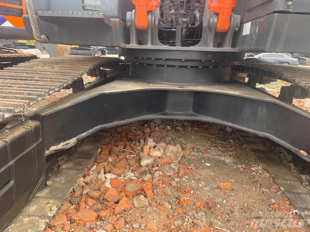 Hitachi ZX 200 Beltegraver