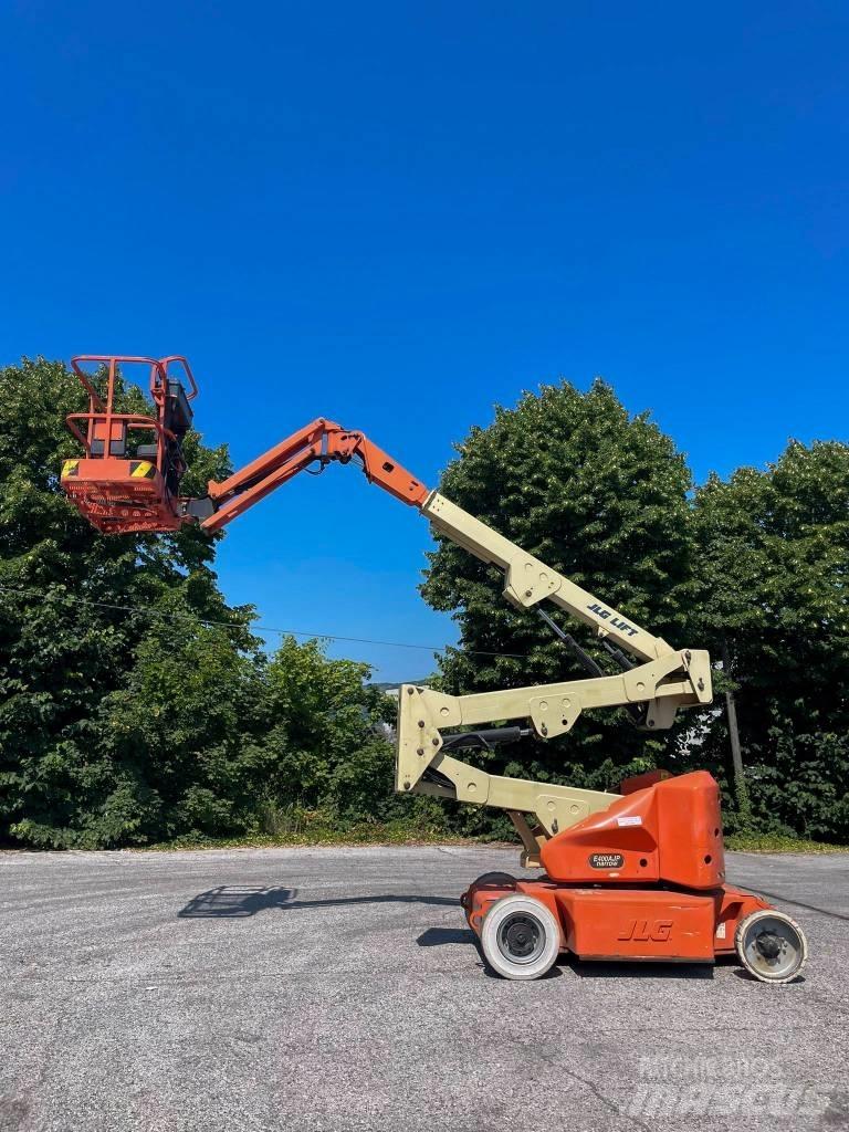JLG E 400 AJP Leddede bomlifter